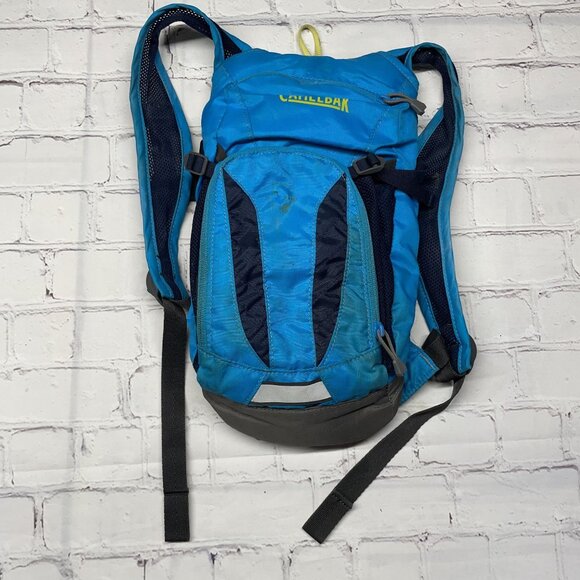 CamelBak Mini Mule 50 oz Hydration Pack Blue Cycling Hiking 1.5 L but NO BLADDER - Picture 2 of 8